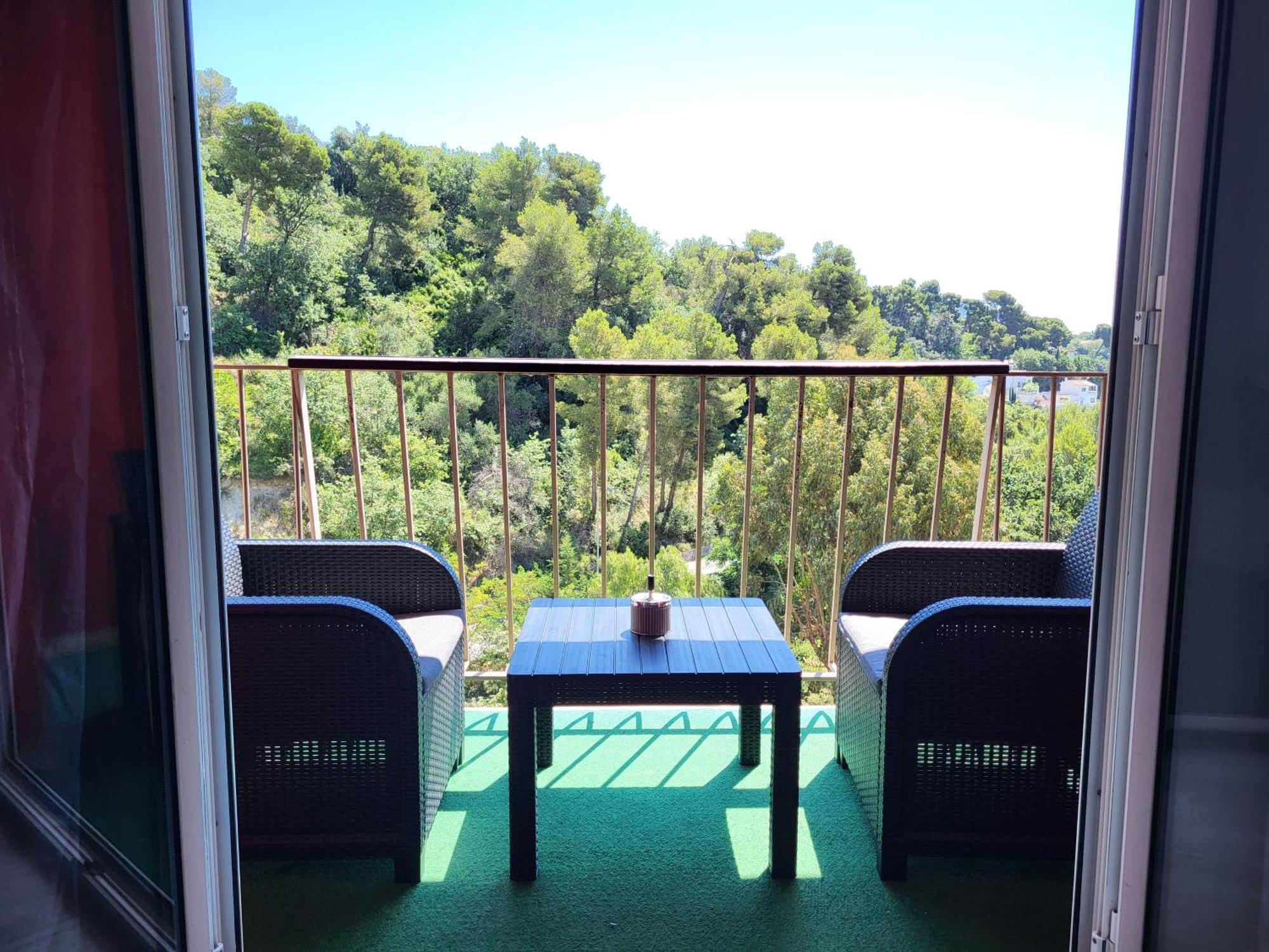Private Room-2 In Hannana Apartment- 2 Min Walk To Tram 12 Min To Nice Train Station 15 Min To Massena Place Exterior photo